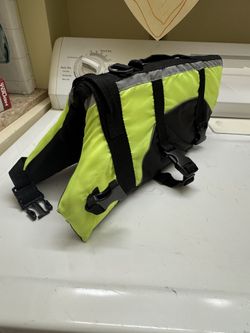 Medium dog Life Vest