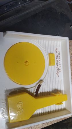 Fisher-Price music player with records