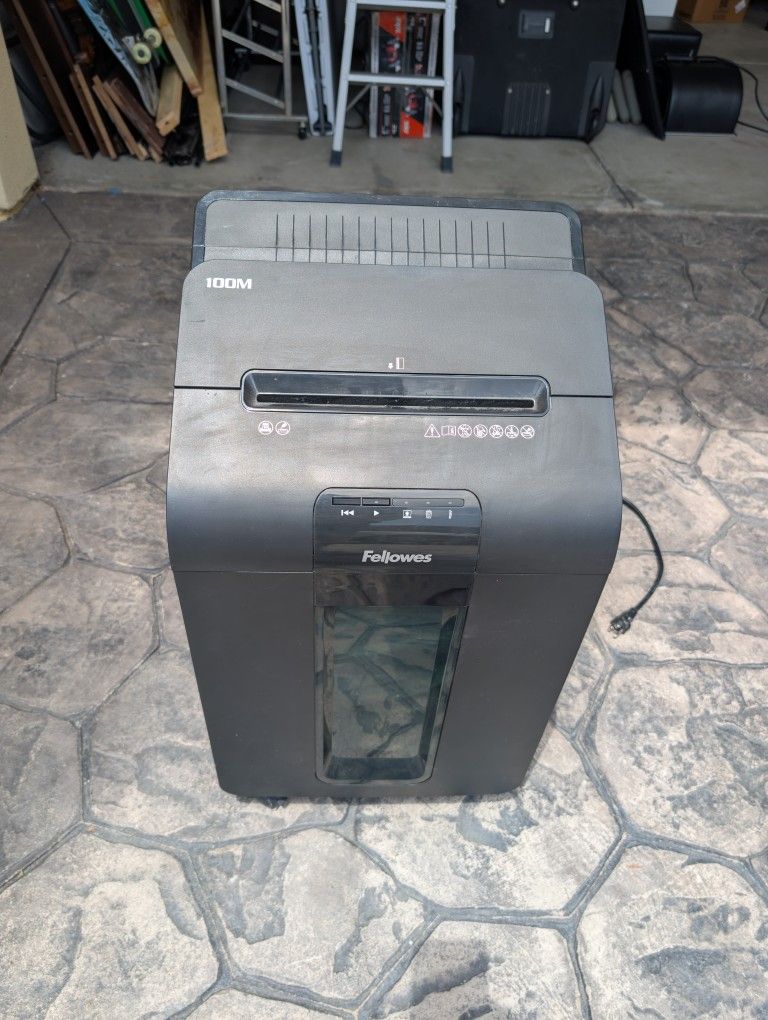 Fellowes AutoMax Micro-Cut 100M Commercial Office Auto Feed 2-in-1 Paper Shredder with 100-Sheet Capacity