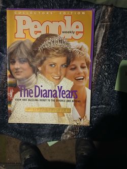 PEOPLE WEEKLY MAGAZINE