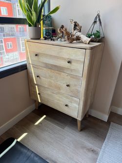 REAL WOOD vintage dresser