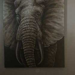 ✨Selling beautiful home décor, shelves, and unique accent pieces — perfect for adding warmth and style to any space! Everything is gently used or in 