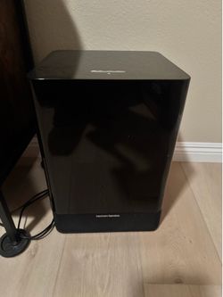 Preowned working Harman Kardon sb 16 sub speaker with remote