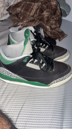 JORDAN 3 PINE GREEN SIZE 9