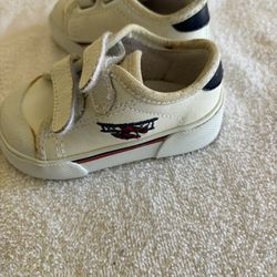 VERY RARE FIND! DISCONTINUED McDonald’s McKid toddler shoes size 3