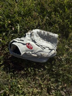 Rawlings softball infield glove