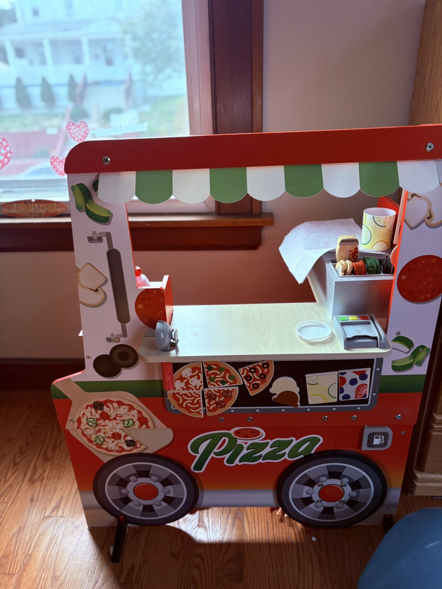 Melissa & Doug Wooden Pizza Food Truck