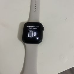 Apple Watch SE (2nd Gen) GPS + Cellular 44mm Midnight Aluminum Case with Midnight Sport Band