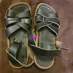 Saltwater SANDALS SIZE 11 GIRLS