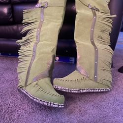 Green Boots Size 10
