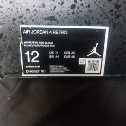 Air Jordan Retro 4