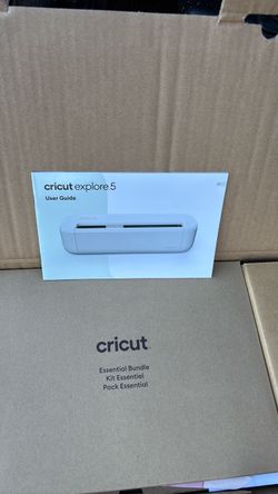 Cricut Explore 5 Essential Bundle
