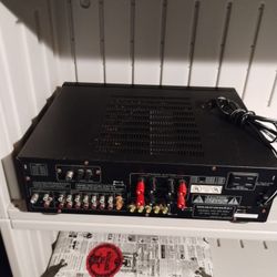 MARANTZ STEREO RECEIVER