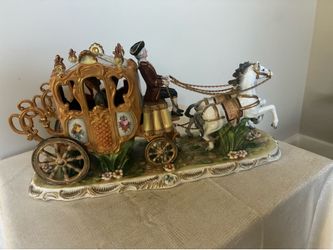 porcelain campodimonte horse drawn carriage