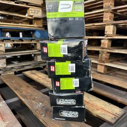 Fence Staples 6 Boxes Make Offer$123