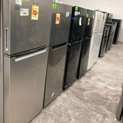 Refrigerators Frigidaire/Magic Chef/Whirlpool 10.1 cu ND