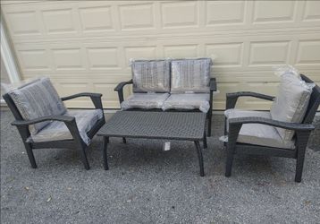 Outdoor patio loveseat with 2 chairs and coffee table