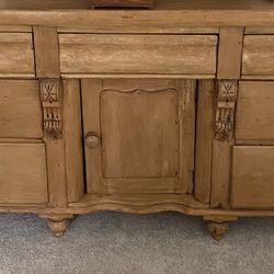 Charming Antique Pine Dresser 