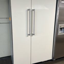 Viking 48”Wide Built In Gloss White Side By Side Refrigerator 