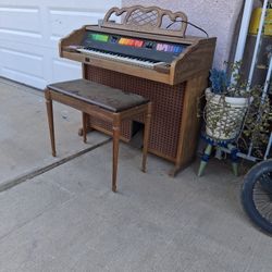 Piano N Chair