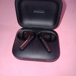 OnePlus Buds Pro 2 - Comes With 2 Brand New Plugs 