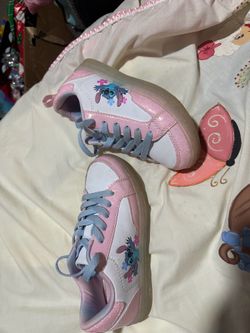 Tenis shoes stitch