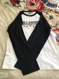 Long sleeve shirts/sweater