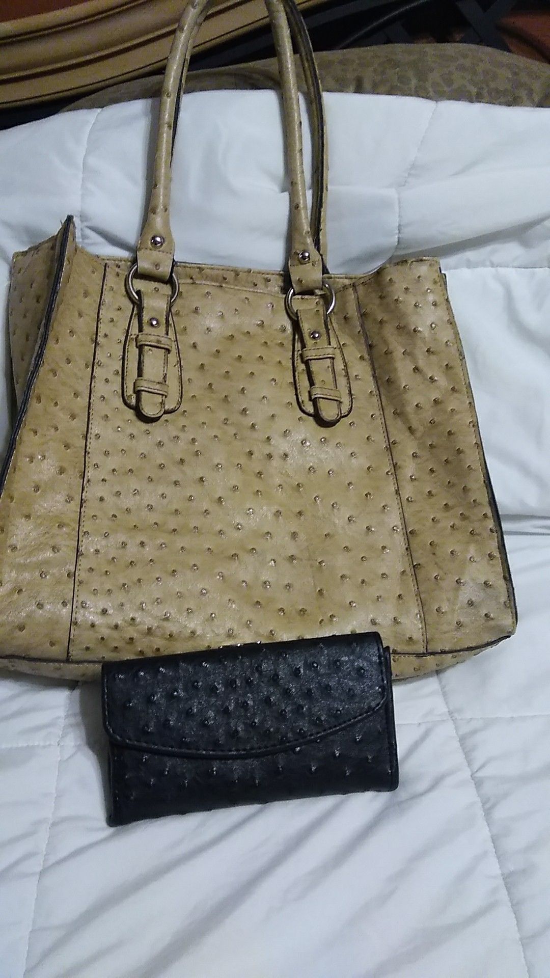 Merona purse and wallet