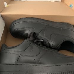 Black Air Force 1   Size 11 Black Af1