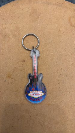 Las Vegas Guitar key chain