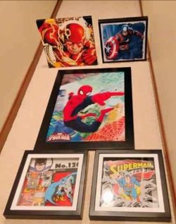Super hero wall decorations