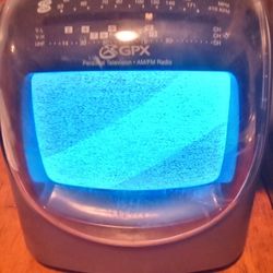 GPX 5 Inch Portable TV/ AM,FM Radio 