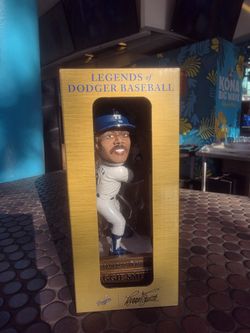 REGGIE SMITH BOBBLE HEAD