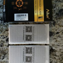 iPhone 16 Privacy Glass & Screen Protector 
