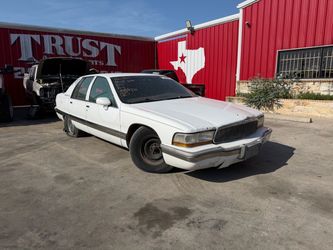 1994 BUICK ROADMASTER IN FOR PARTS‼️(26I25)