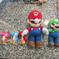 Mario Plush Bundle (Mario, Luigi, Yoshi)