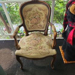 Antigue Chair