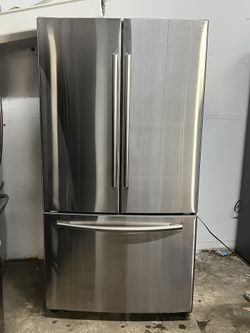 Samsung 36 W” French door refrigerator stainless steel/nevera tres puertas 