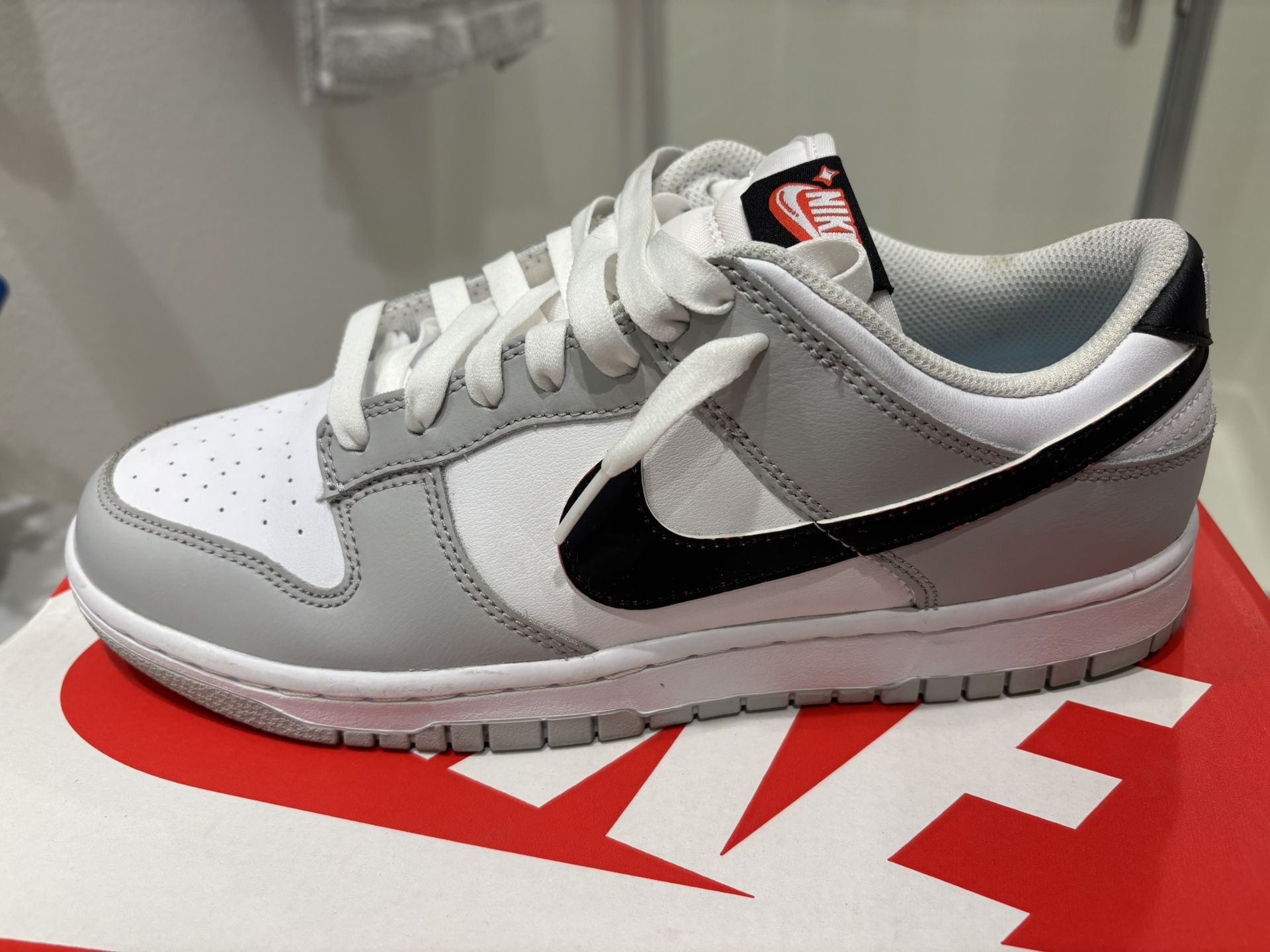 Nike Dunk Low SE 