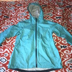 Columbia Woman’s XL Waterproof Shell Jacket
