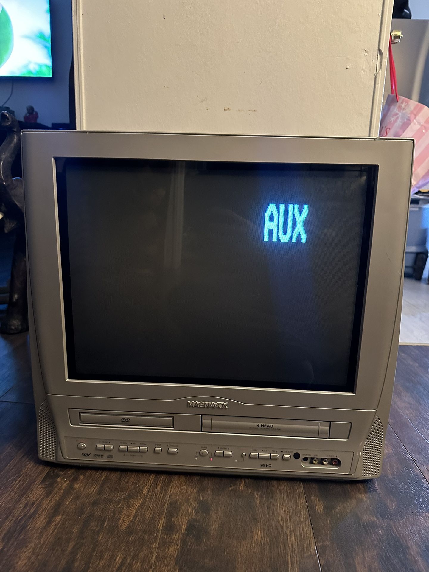 Magnavox 20 Inch Crt Tv With Dvd And VHS