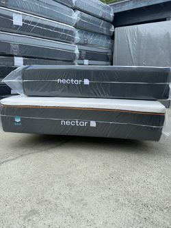 ☎️📲📞call or Tex (213)713-74-89      Nectar Mattress.             Nectar Premier Queen Size  - 13" Memory Foam Mattress     New Mattress in a plastic