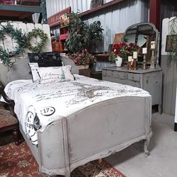 Antique Bedroom Set 