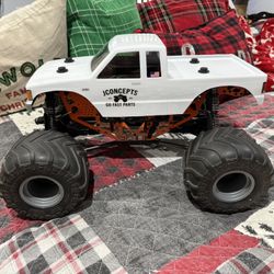 Losi Bog Hog/LMT Trade