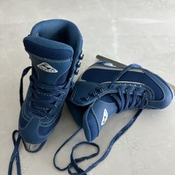 Jackson Ultima Softec Vista Girls ice skates Blue  Size Y 1 Very Good Condition