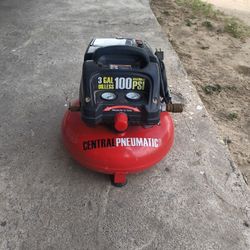 Compresor De 3 Galones Trabajando $40 Dlls