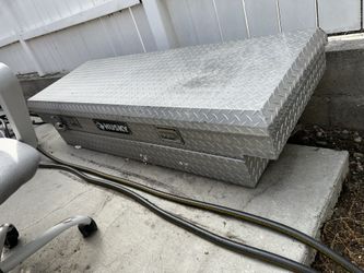 Husky Truck Tool Box (no Key)
