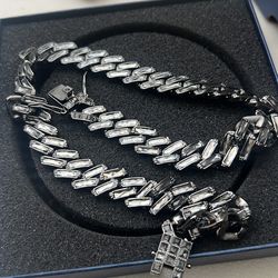 Black 18” Cubin link