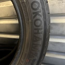 4 Tires 235/55/19 Yokohama 