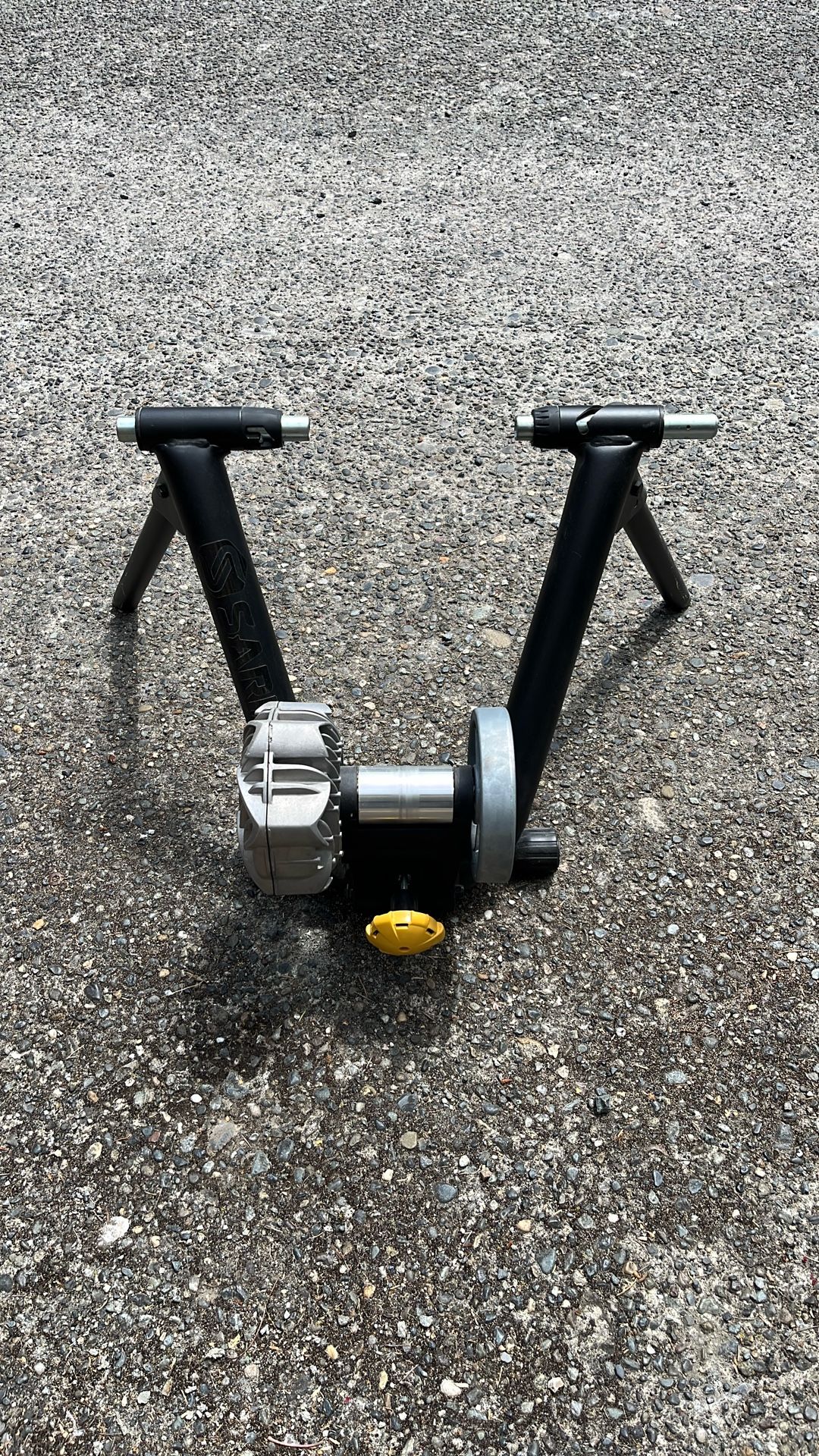 Saris Fluid 2 Indoor Bike Trainer